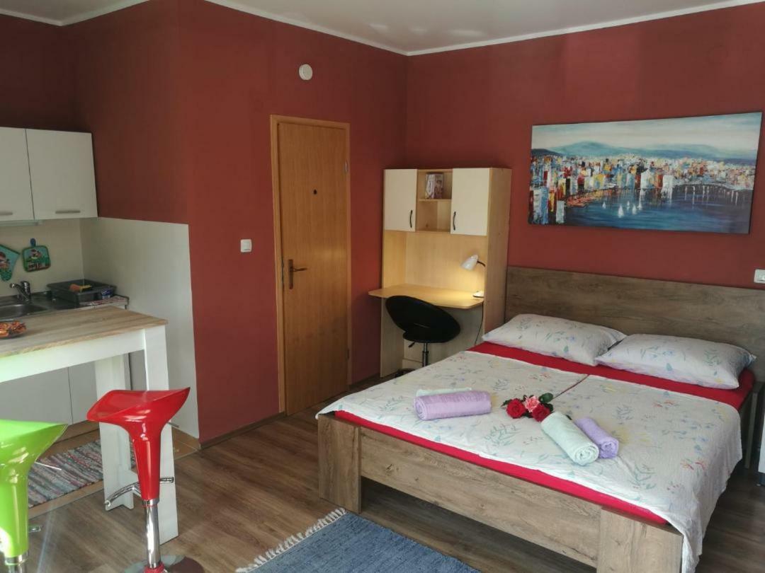 City Break Studio Apartment Zagreb Bagian luar foto